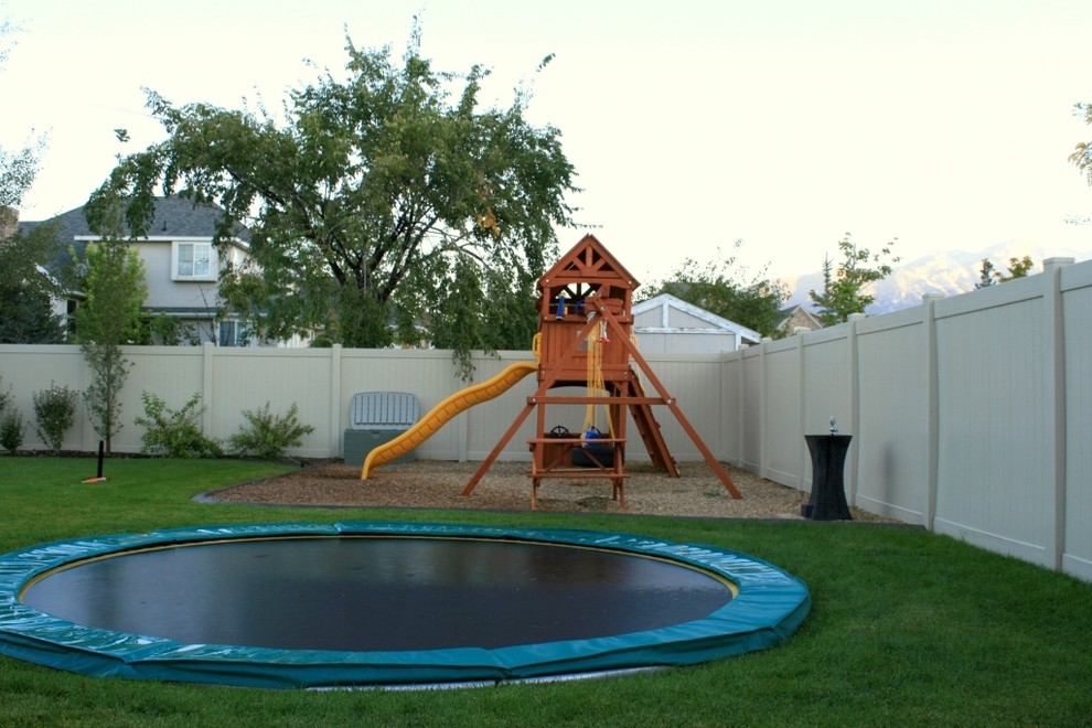 This is an example of a traditional landscaping in Salt Lake City.