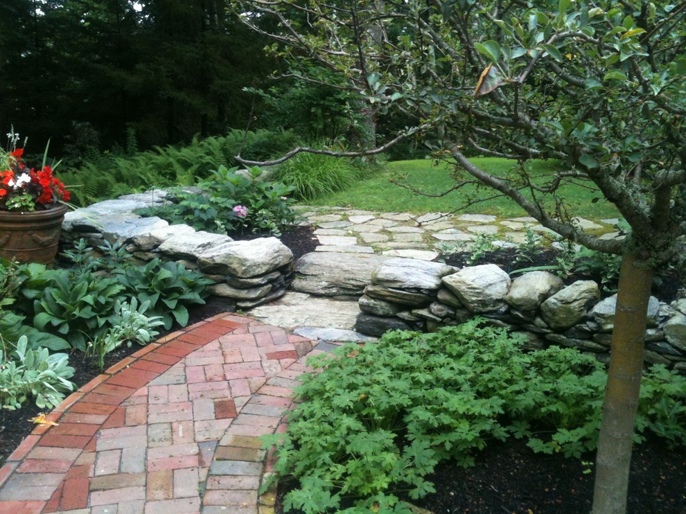 Inspiration for a traditional landscaping in Portland Maine.