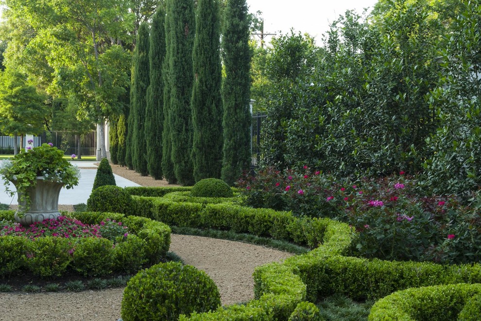 Italian Villa Traditional Landscape Dallas by Marlin Landscape