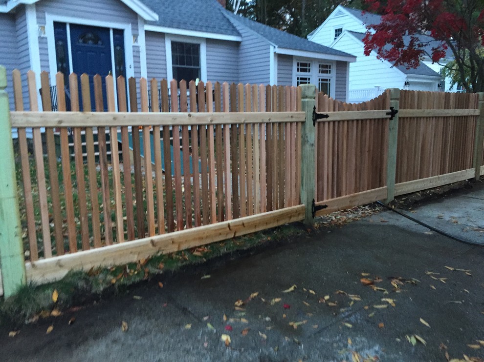 Jamaica Plain Custom Red Cedar Spindle Picket w/ Scallop Gates