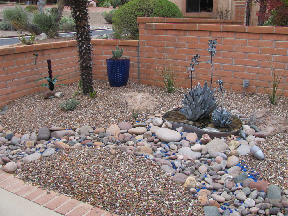 Jazzing up the entry - Southwestern - Landscape - Phoenix - by Desert ...