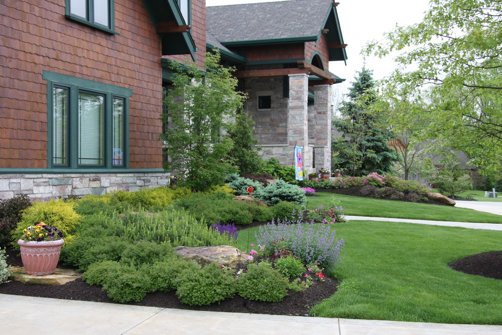 This is an example of a craftsman landscaping in Indianapolis.