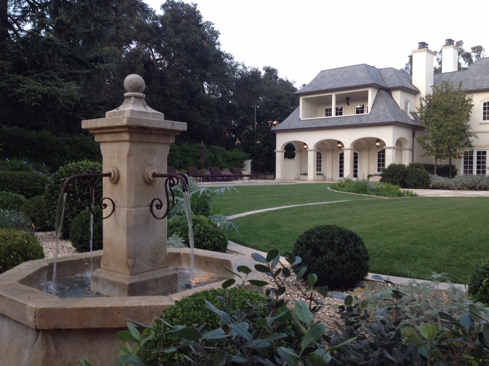 La Canada Home by Sydney Baumgartner Traditional Landscape Santa