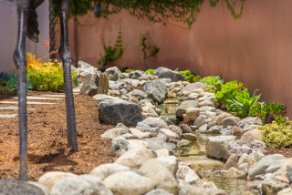 75 Mid-Sized River Rock Landscaping Ideas You'll Love - January, 2024