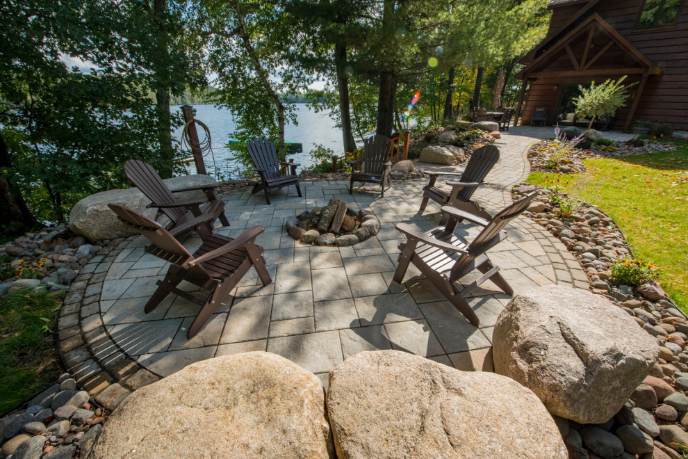 Lake Millicent Rustic Landscape Other by Miller Creek Lawn