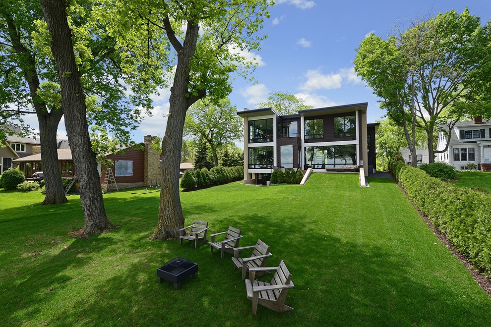 Lake Modern Masterpiece Turnquist Design / Architects