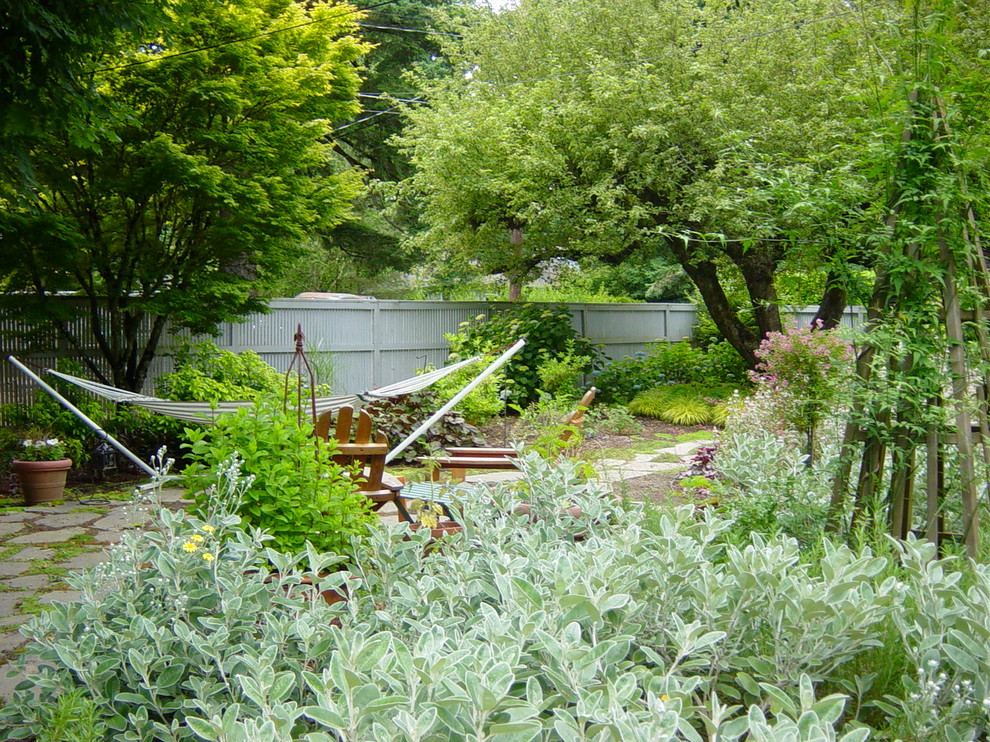 Inspiration för en vintage trädgård