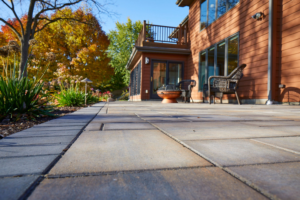 Lakefront Patio, Retaining Wall, and Landscape Traditional Landscape Milwaukee by The