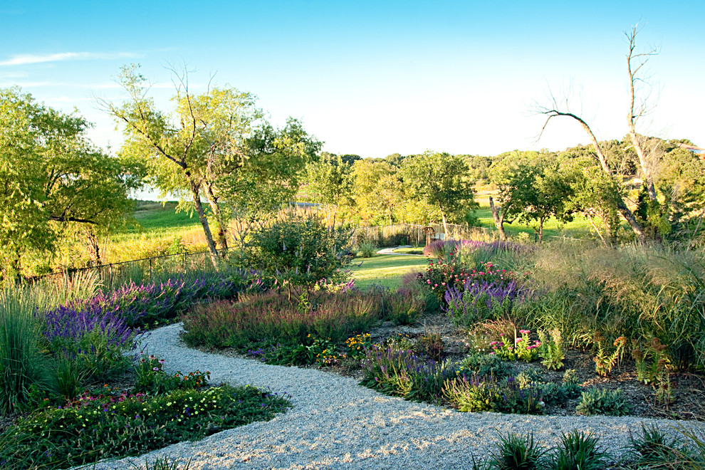 This is an example of a rustic xeriscape garden in Dallas.