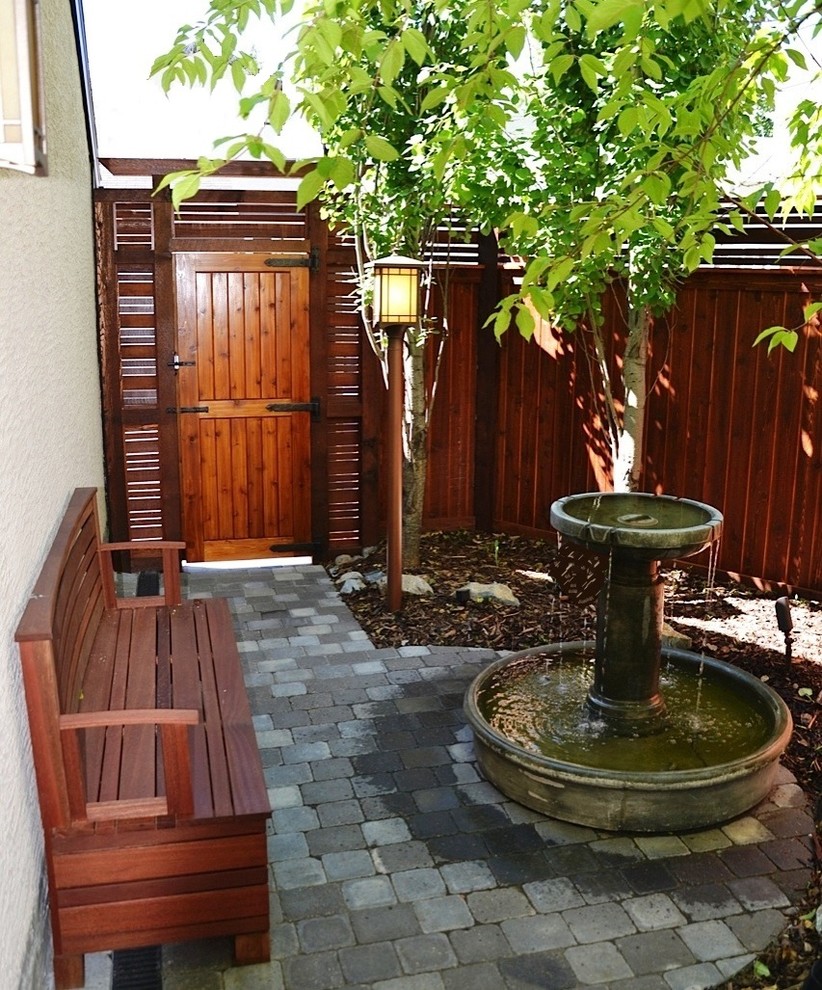 This is an example of a contemporary garden in Calgary.