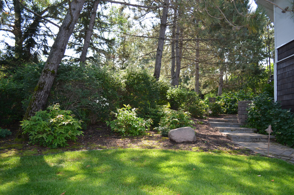 Landscape Contracting Traditional Landscape Minneapolis by