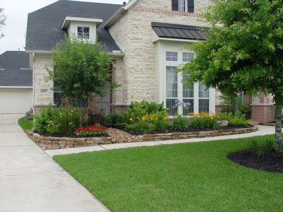 Landscaping Traditional Landscape Houston by Trendsetter