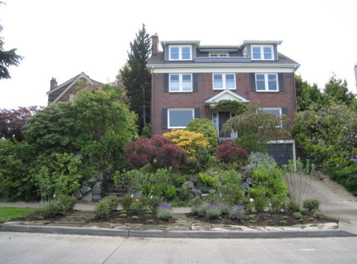 Traditional garden in Seattle.