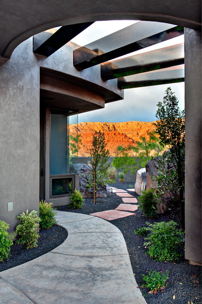 Diseño de jardín de secano contemporáneo en patio lateral