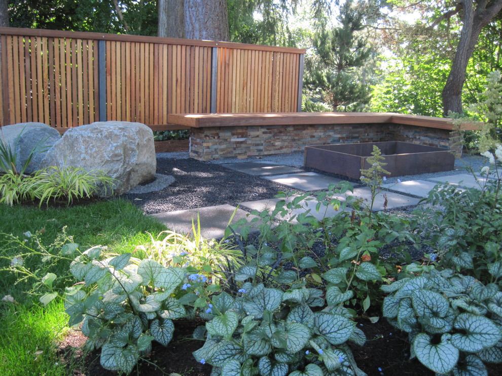 Design ideas for a contemporary landscaping in Seattle.