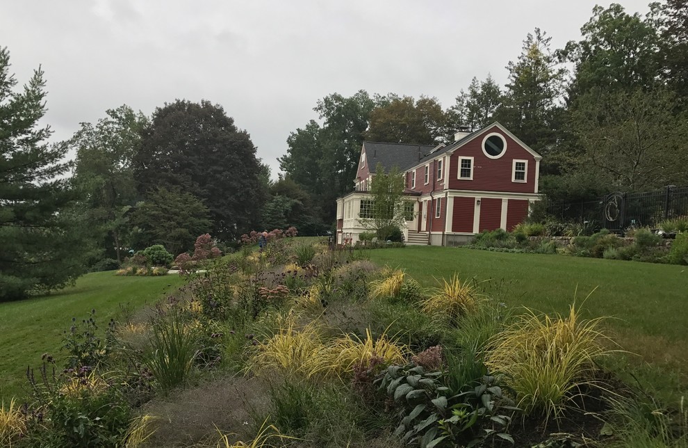 Photo of a farmhouse garden in Boston.