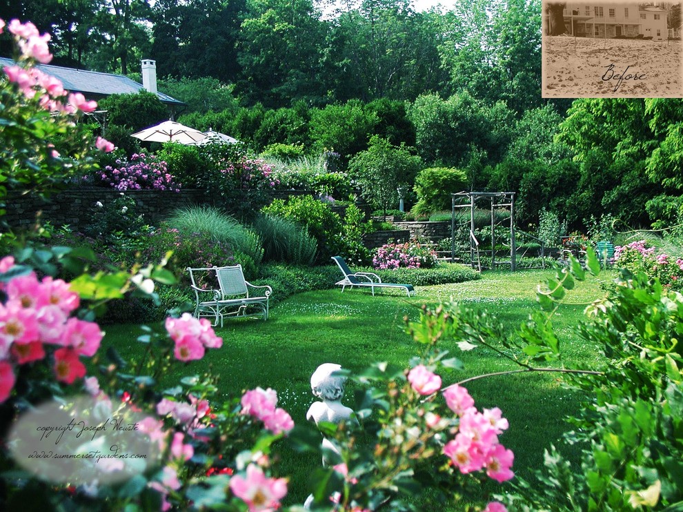 Пример оригинального дизайна: участок и сад в классическом стиле