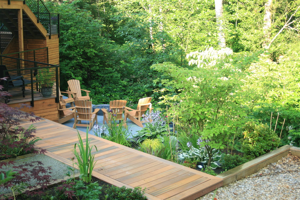 Inspiration for a contemporary garden in Seattle.