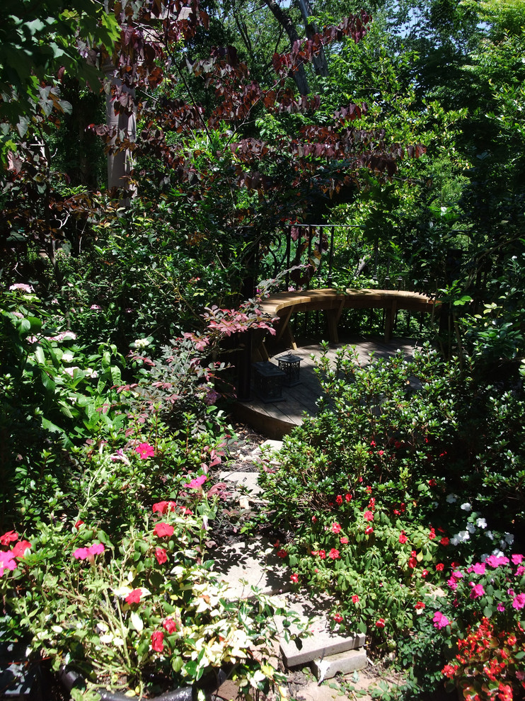 ヒューストンにある地中海スタイルのおしゃれな庭の写真