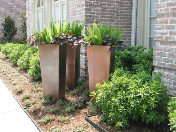 This is an example of a traditional landscaping in Houston.