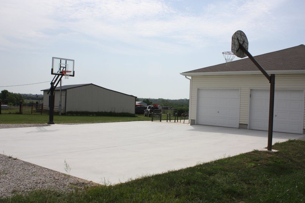 Melanie B's Pro Dunk Silver Basketball System on a 37x40 in Wellsville