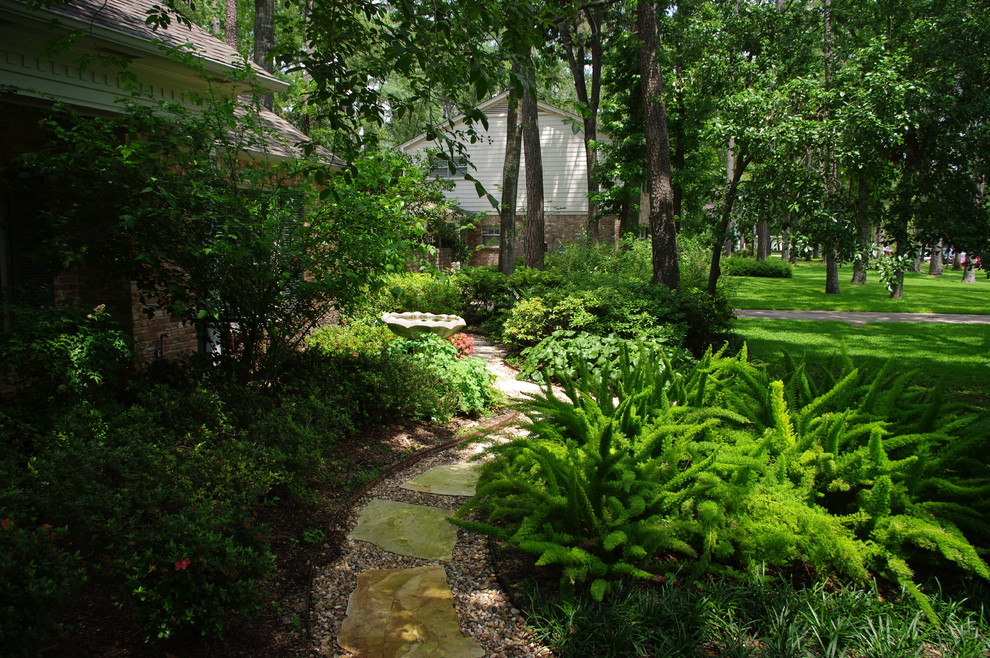 Design ideas for a landscaping in Houston.