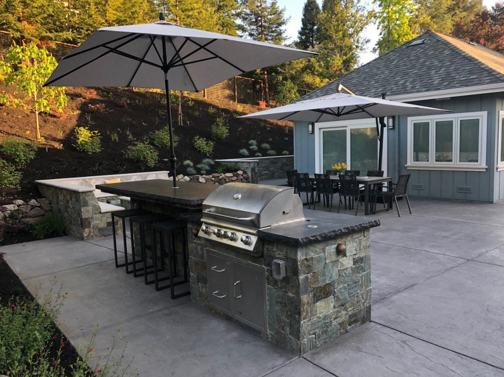 Merrill Dr, Moraga CA. Farmhouse Patio San Francisco by