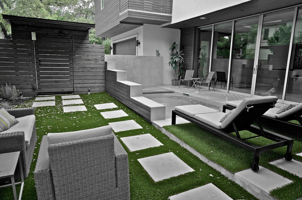 Foto di un piccolo giardino xeriscape minimalista nel cortile laterale