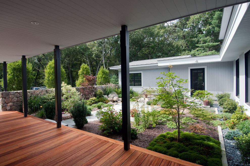 Стильный дизайн: участок и сад на заднем дворе в восточном стиле - последний тренд