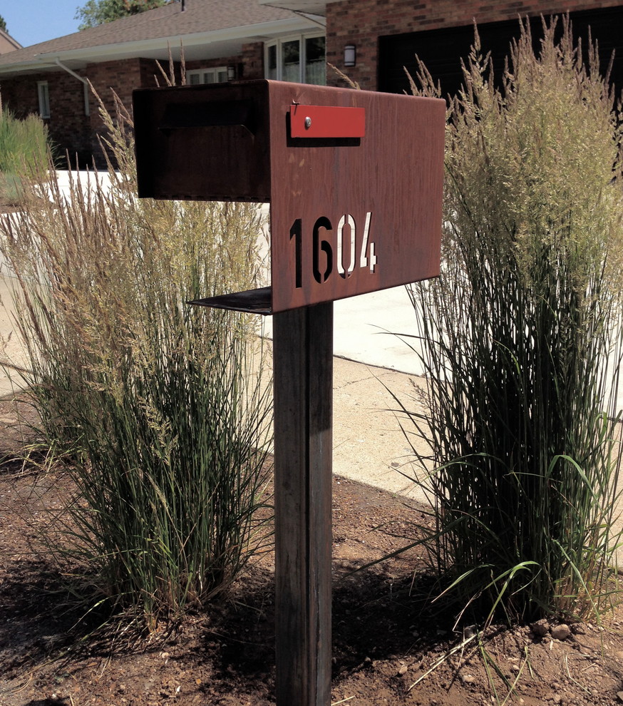 Modern Mailbox Midcentury Landscape Phoenix By Loci Designs Houzz