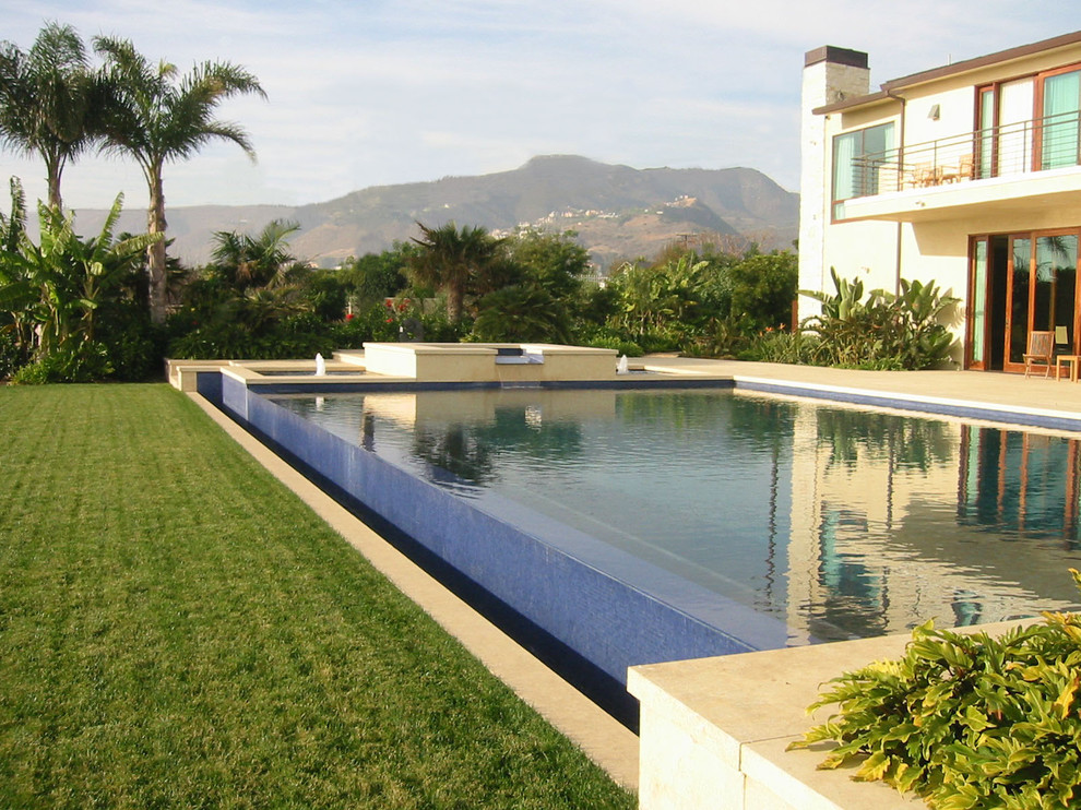 Modern Malibu Beachside Landscaping Mediterranean Landscape