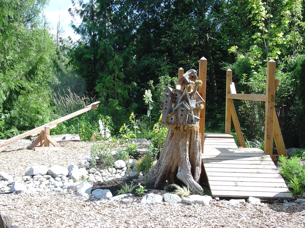 This is an example of a rustic landscaping in Seattle.
