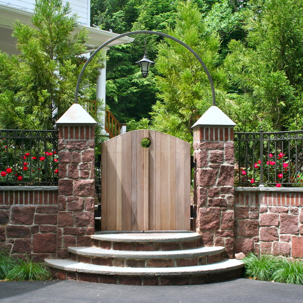 Design ideas for a classic garden steps in New York with natural stone paving.