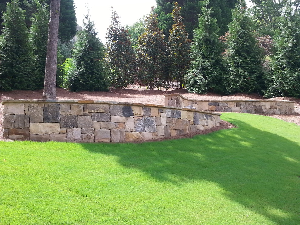 Multilevel stone retaining walls Traditional Landscape Atlanta