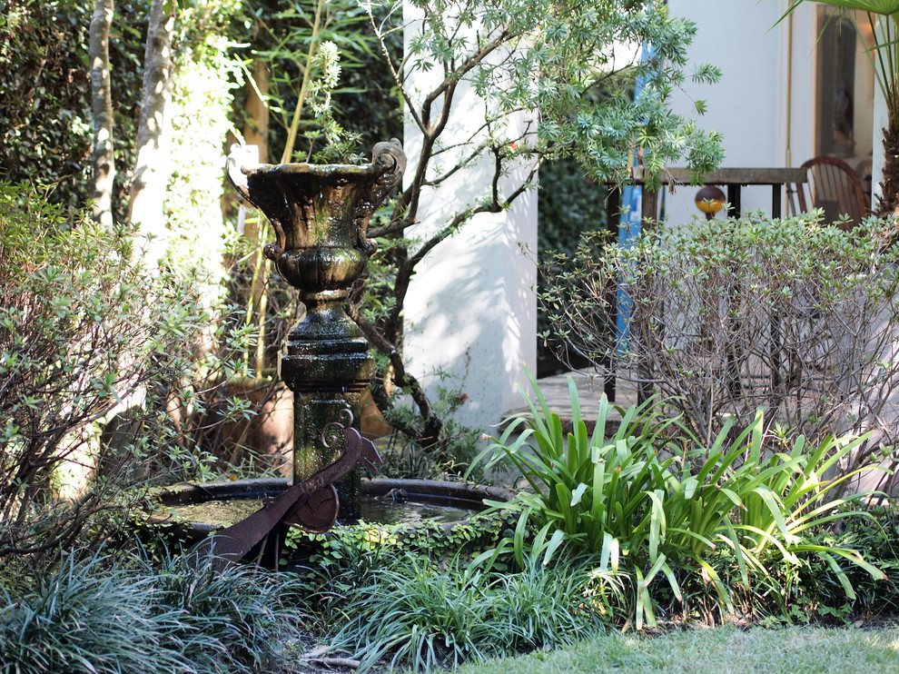 Inspiration for an eclectic landscaping in New Orleans.