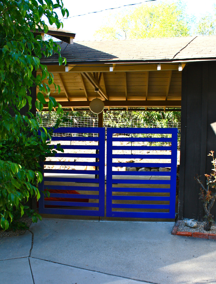 Inspiration for a contemporary garden path in Santa Barbara.