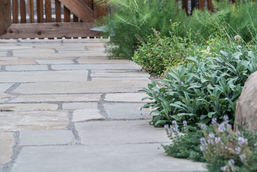 Design ideas for a rustic front yard stone landscaping in San Francisco.