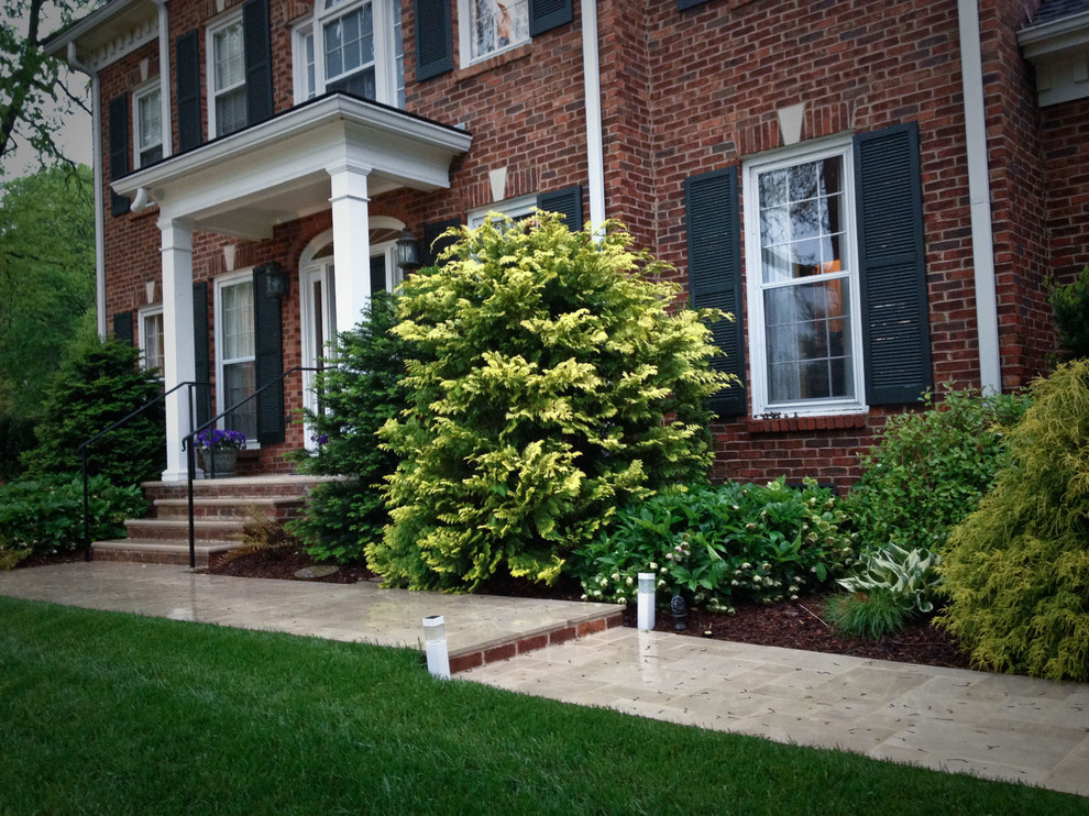 Nashville Back Yard Landscape Design Contractor Contemporary