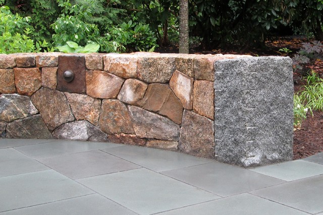 https://st.hzcdn.com/simgs/pictures/landscapes/new-england-fieldstone-wall-with-antique-granite-end-post-sallie-hill-design-landscape-architect-img~d3c1633d06730fc9_4-7380-1-651e6db.jpg