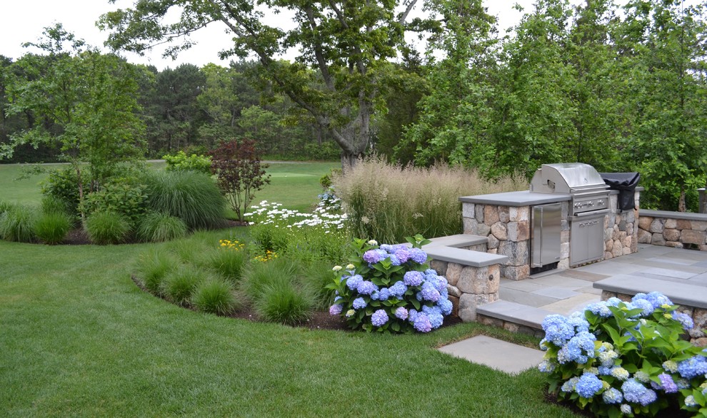 Design ideas for a traditional landscaping in Boston.