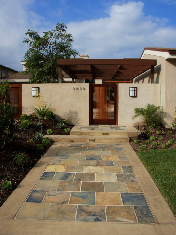 This is an example of a contemporary garden path in Orange County.