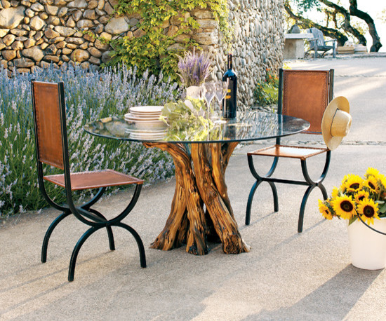 Photo of a farmhouse landscaping in San Luis Obispo.