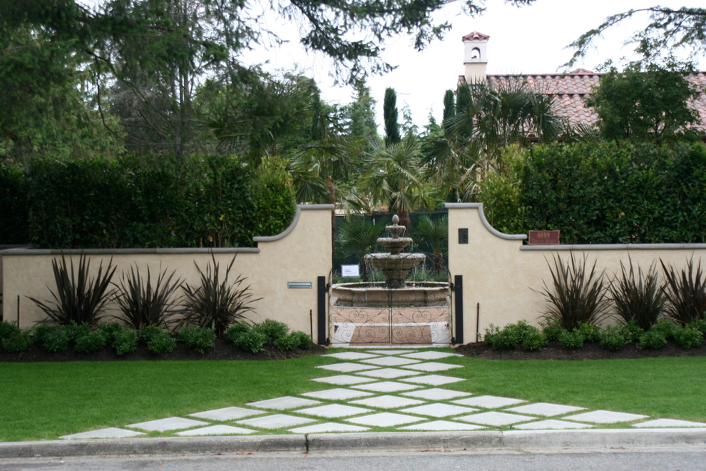 Our Portfolio Traditional Landscape Vancouver by Grandin & McIntyre Landscape Design Houzz