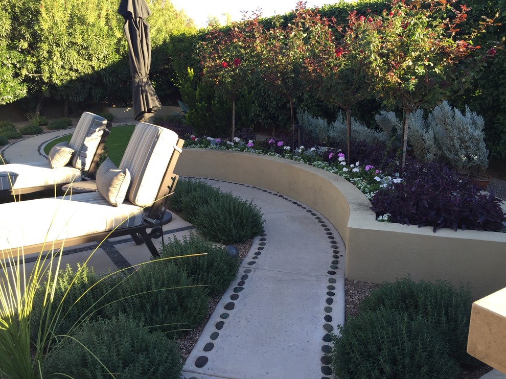 This is an example of a garden in Phoenix.