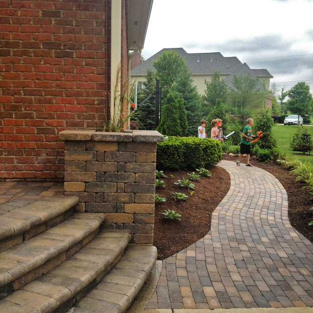 Paver Patios Outdoor Fireplaces and Firepits Traditional Garden