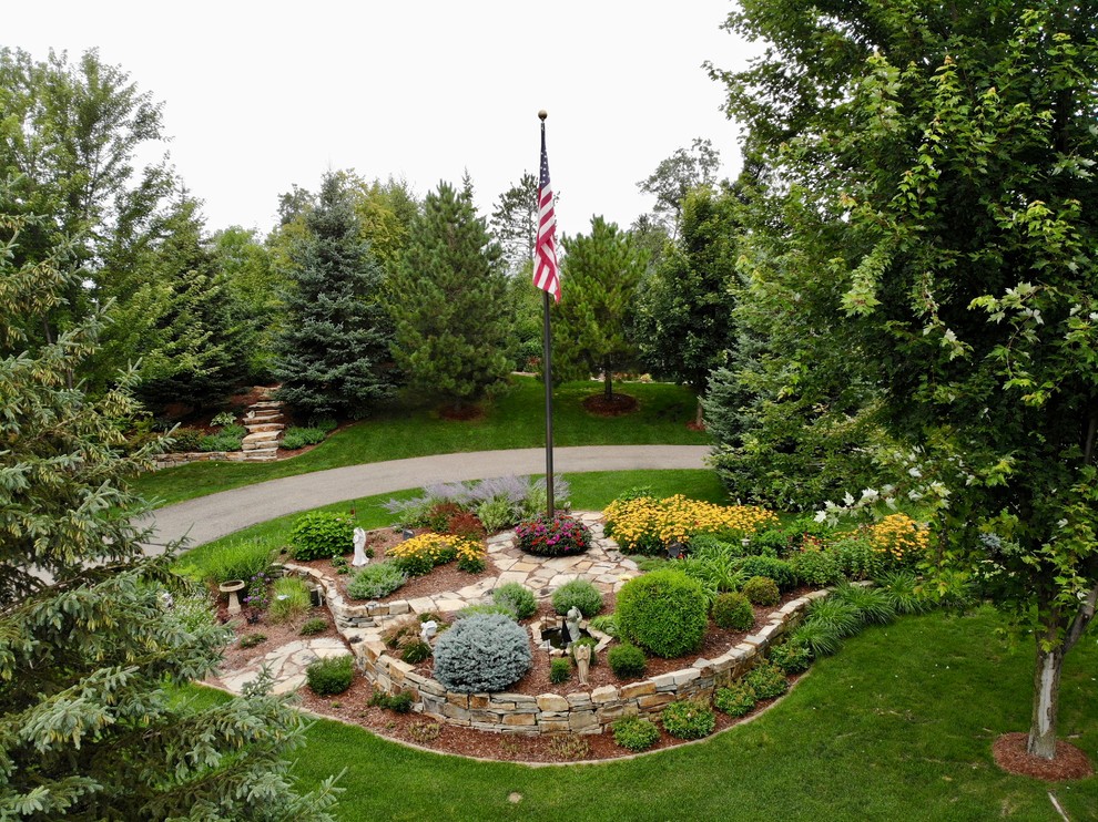 Perennial Gardens Traditional Landscape Minneapolis by