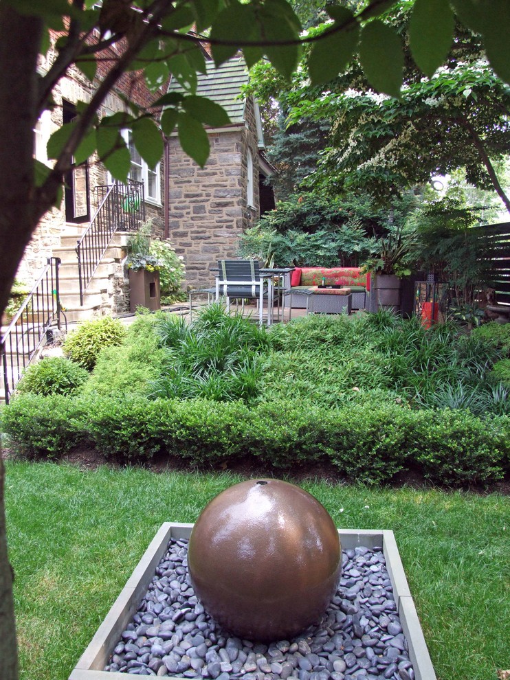 Design ideas for a modern garden in Philadelphia.