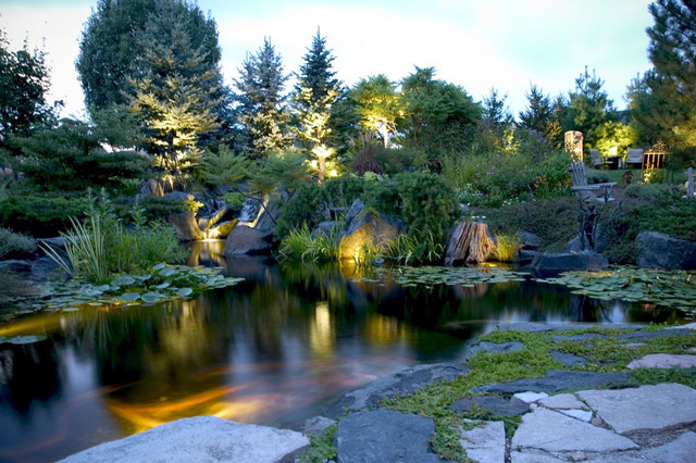 pond landscape lighting