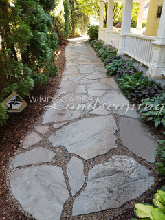 おしゃれな庭の通路 日陰 の画像 21年4月 Houzz ハウズ