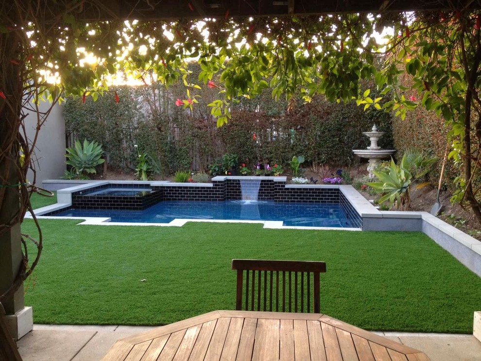 can you put an above ground pool on artificial grass